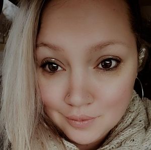 Meet your Posher, Corrina